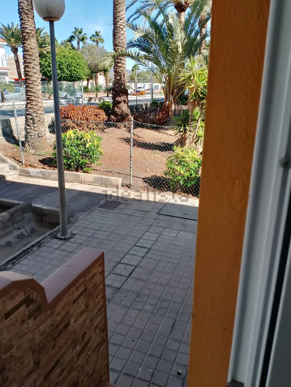 Chalet adosado en venta en avenida Alejandro del Castillo, 25 - Imagen 3