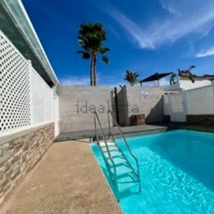 Chalet adosado en venta en avenida Touroperador Kuoni