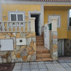 Chalet pareado en venta en avenida Francisco Navarro, 70