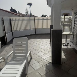 Alquiler Bungalow en Avenida del Arquitecto Manuel de la Peña Suárez, 30